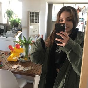 Meet your Posher, Sasha